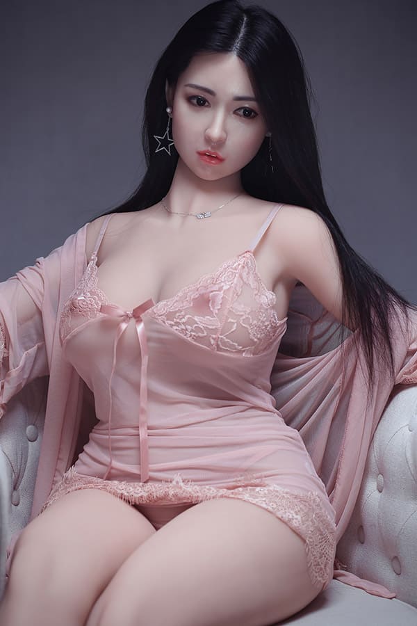 Nana poupée sex doll japonaise gros seins